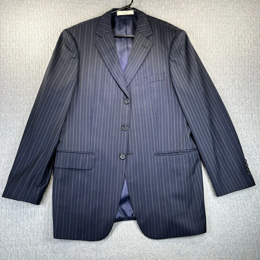 John W . Nordstrom Super 110's Men size (40R) 100%‎ Wool Pinstriped Sport Blazer